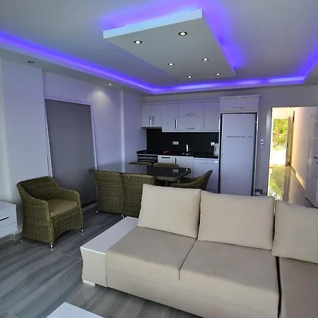 Tropicana 3 Bed Lejlighed Akbük