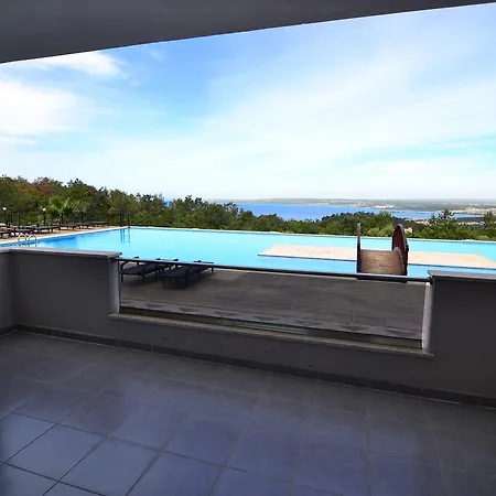 Lejlighed Tropicana 3 Bed