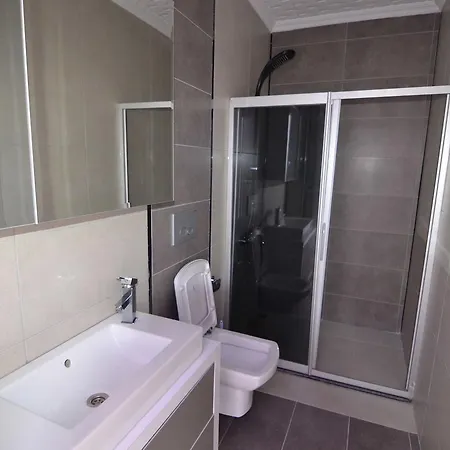 Tropicana 3 Bed