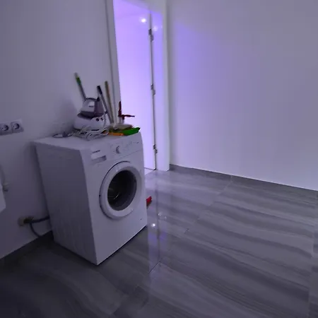 아파트 Tropicana 3 Bed